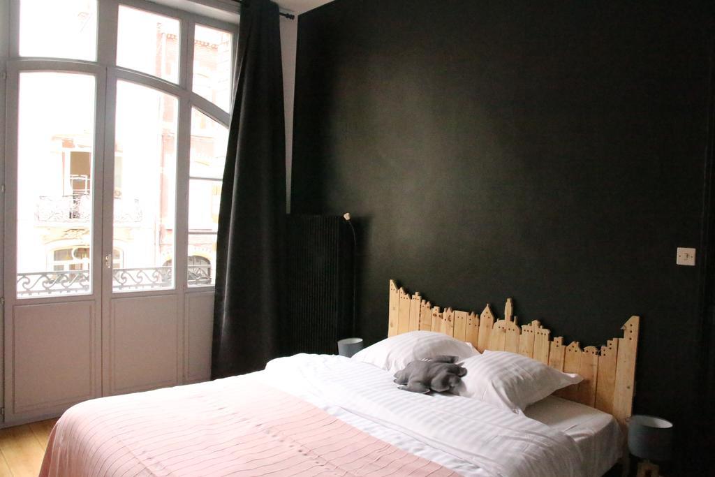 A & V Appart'Hotel Lille Exterior photo