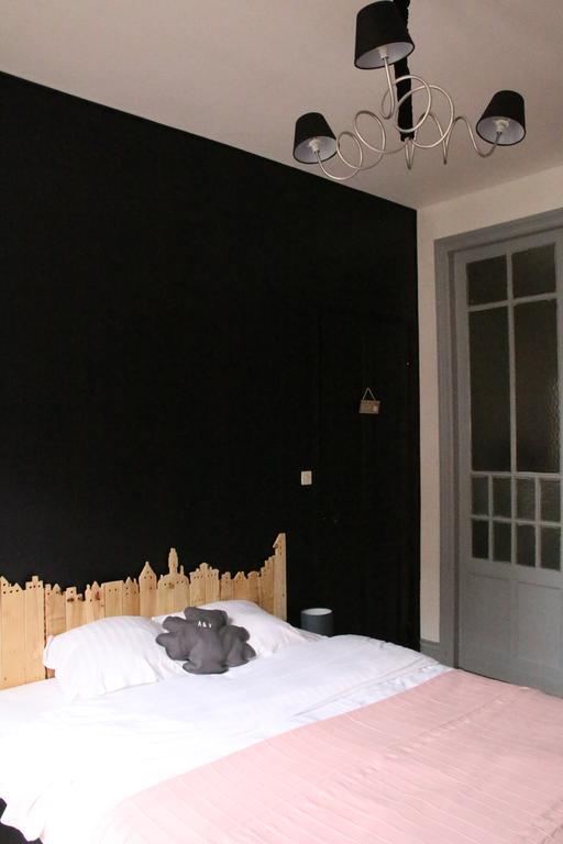 A & V Appart'Hotel Lille Exterior photo